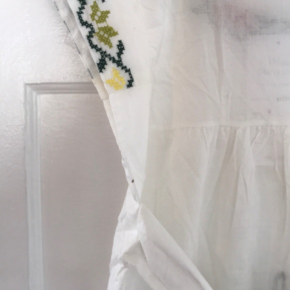 White Diamonds Embroidered bohemian mini Dress - Picture 8 of 8